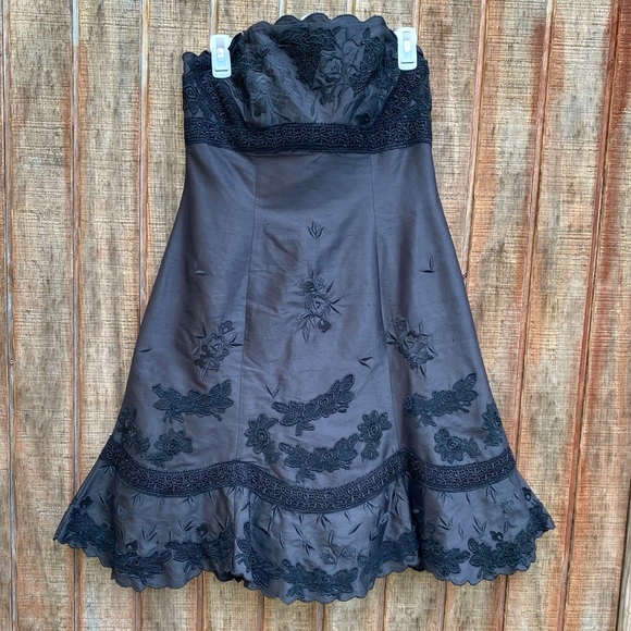 SHANI 100% silk hand beaded strapless dress - Picture 1 of 15